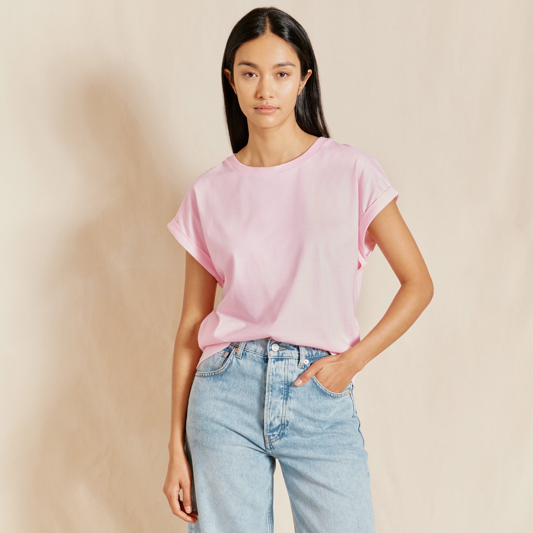 Light pink outlet t shirt