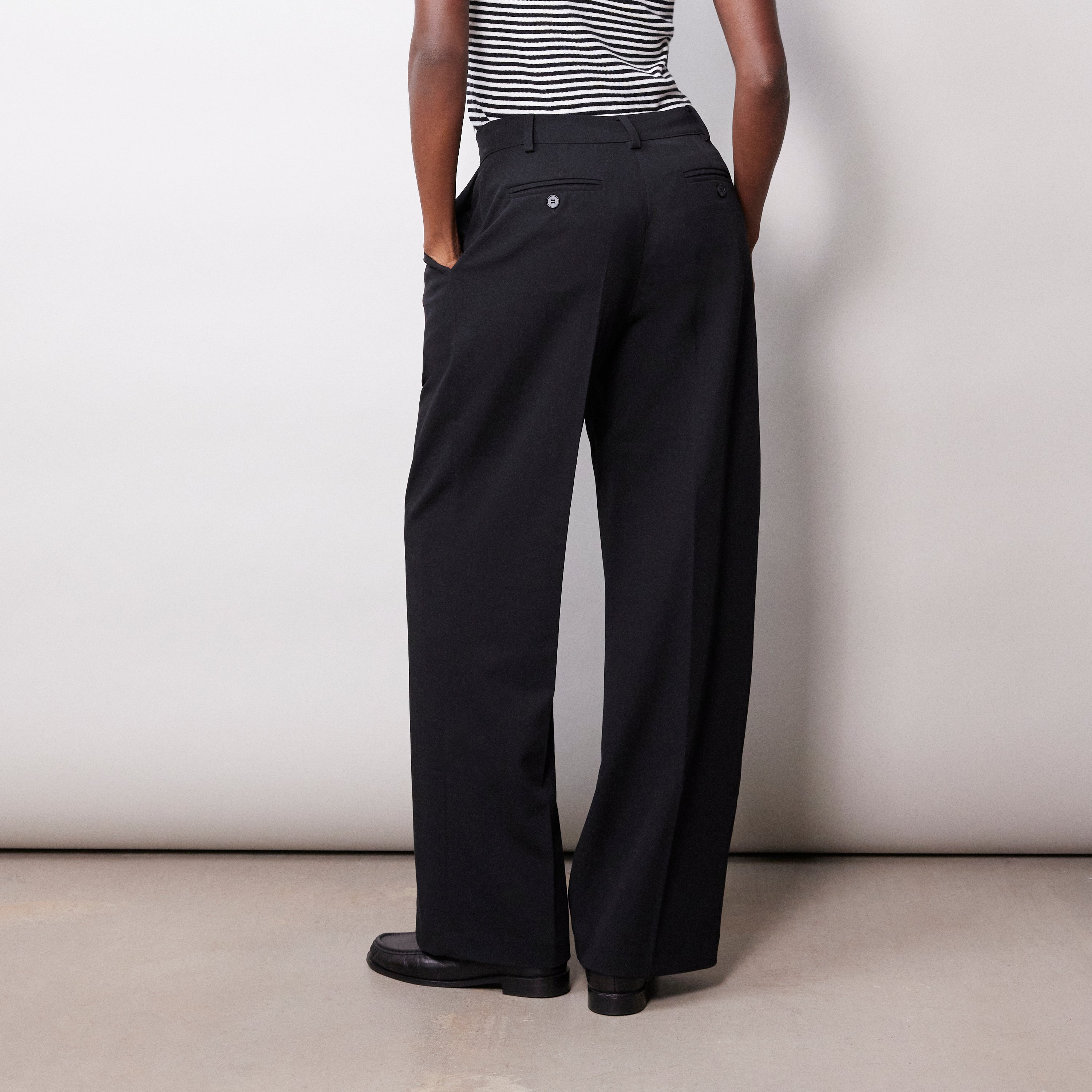 Pleat-Front Pull-On Pant in Extended Sizes | Vince