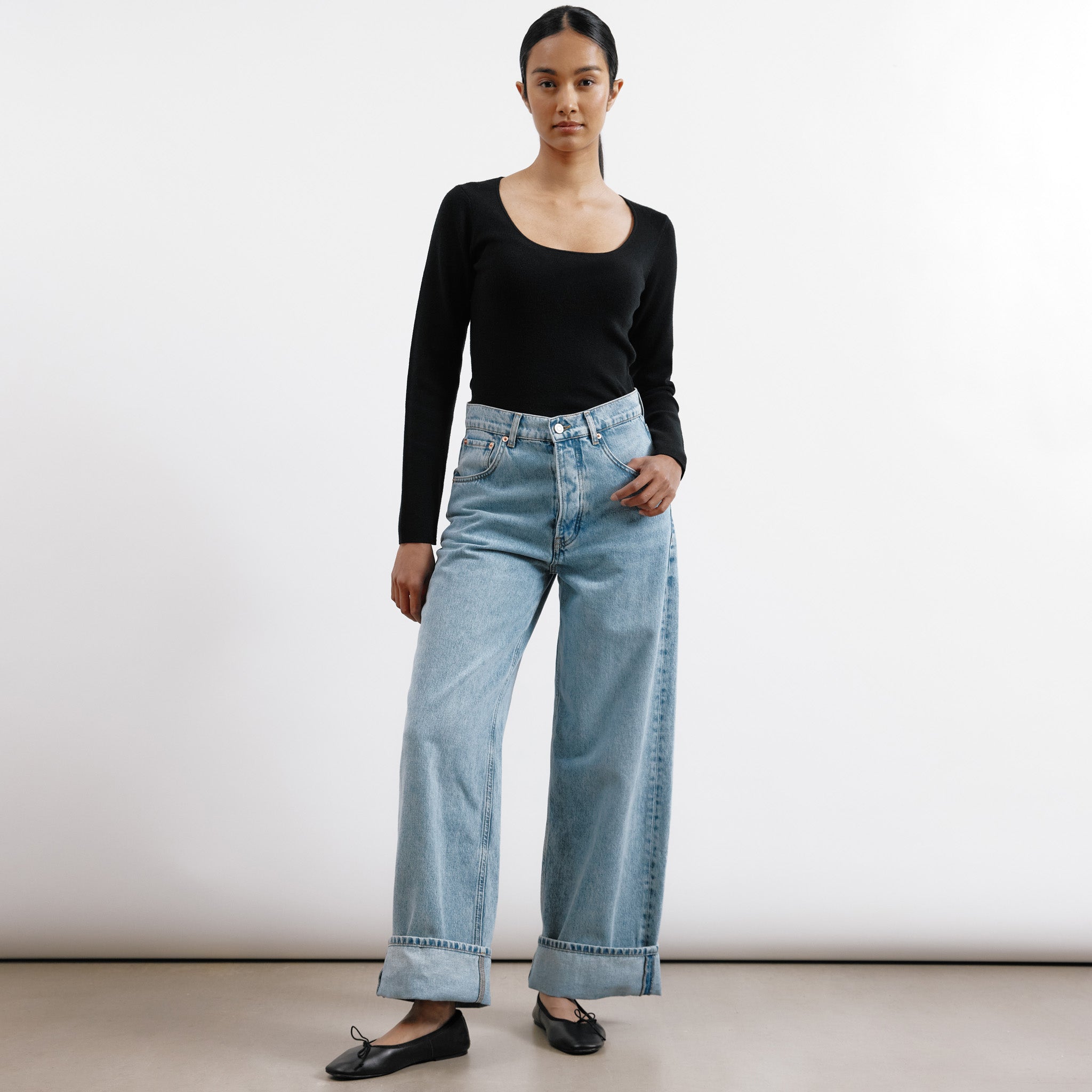 Turn Up Jean Light Wash | Sustainable Womenswear | Albaray