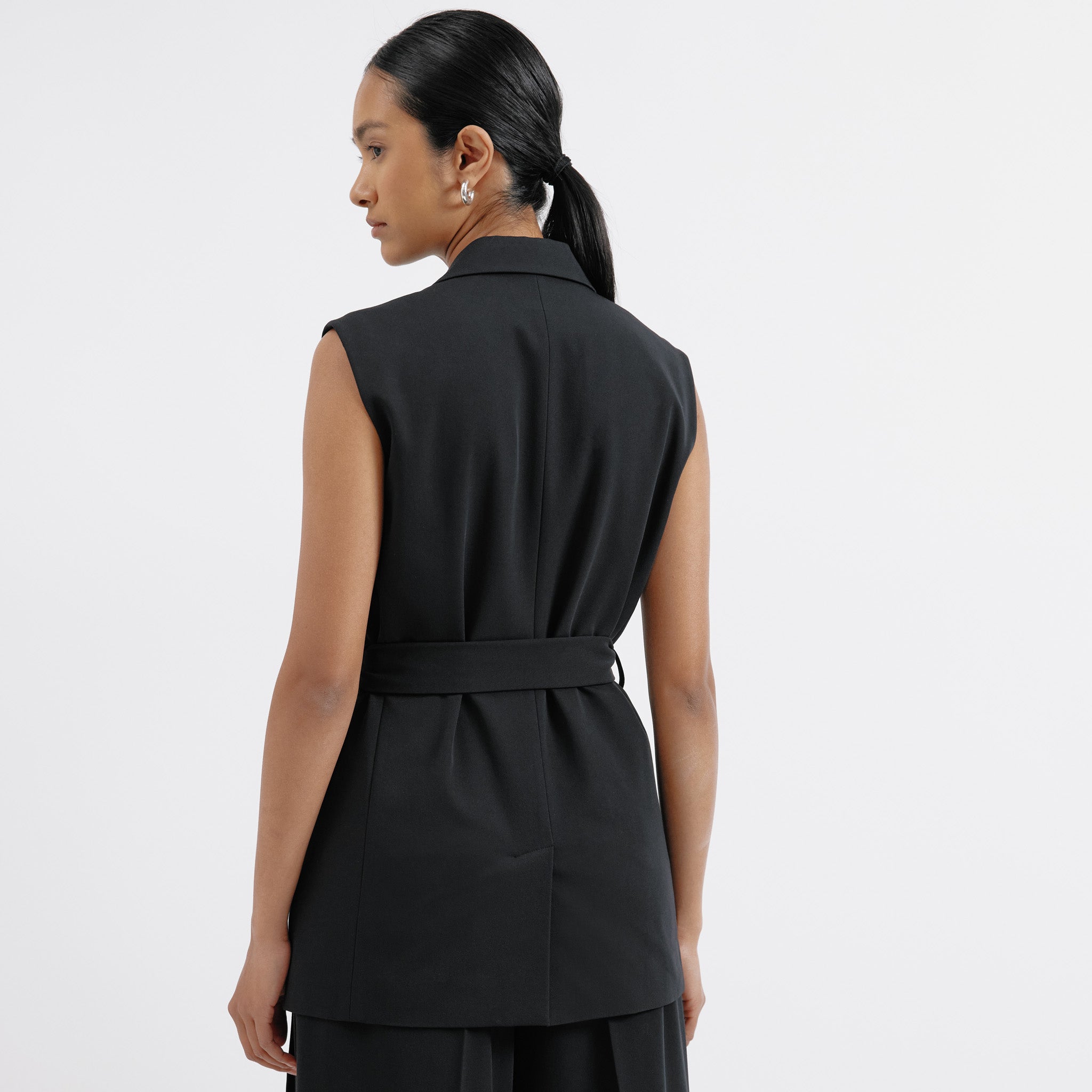 Black Tailored Sleeveless Jacket