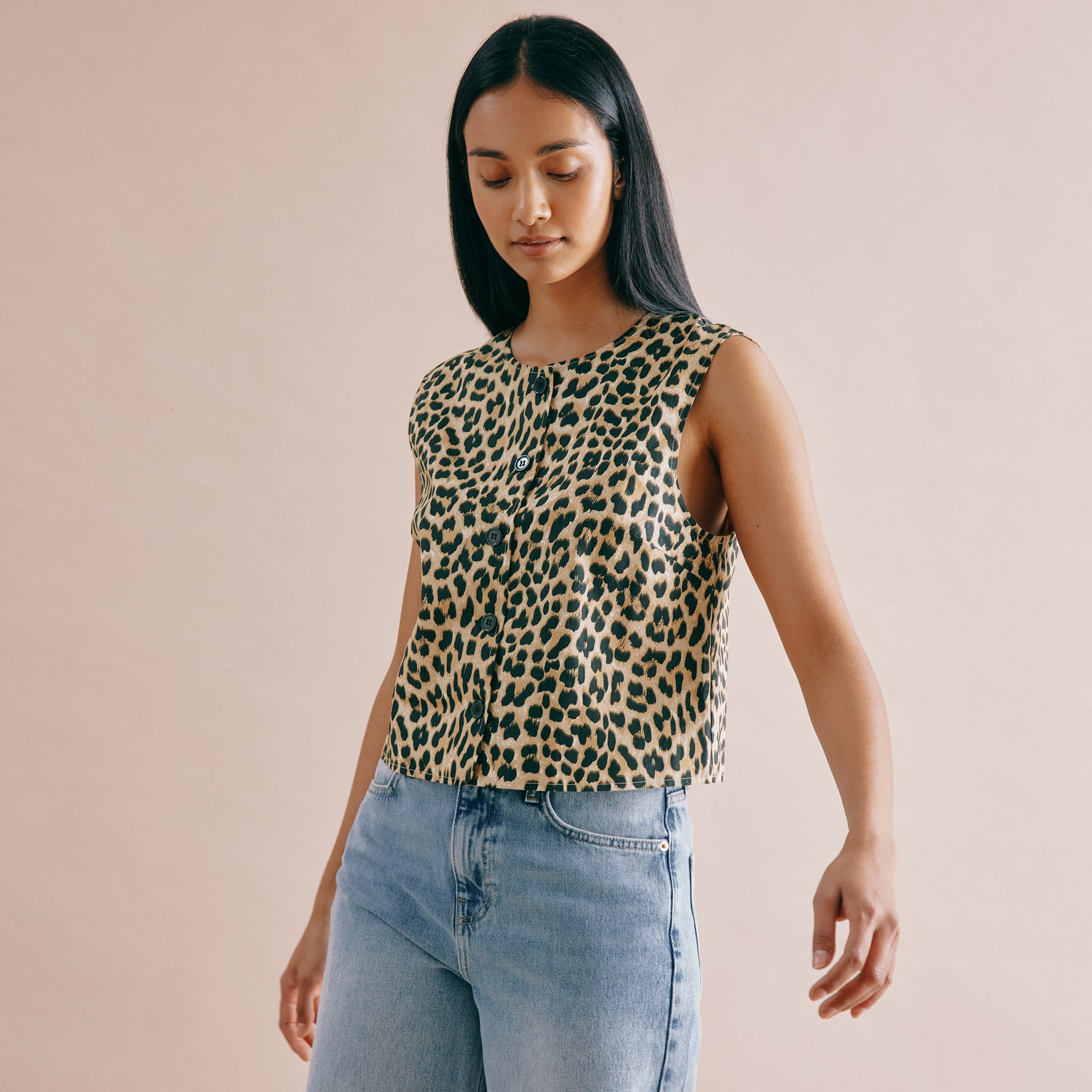 Animal Cotton Button Shell Top