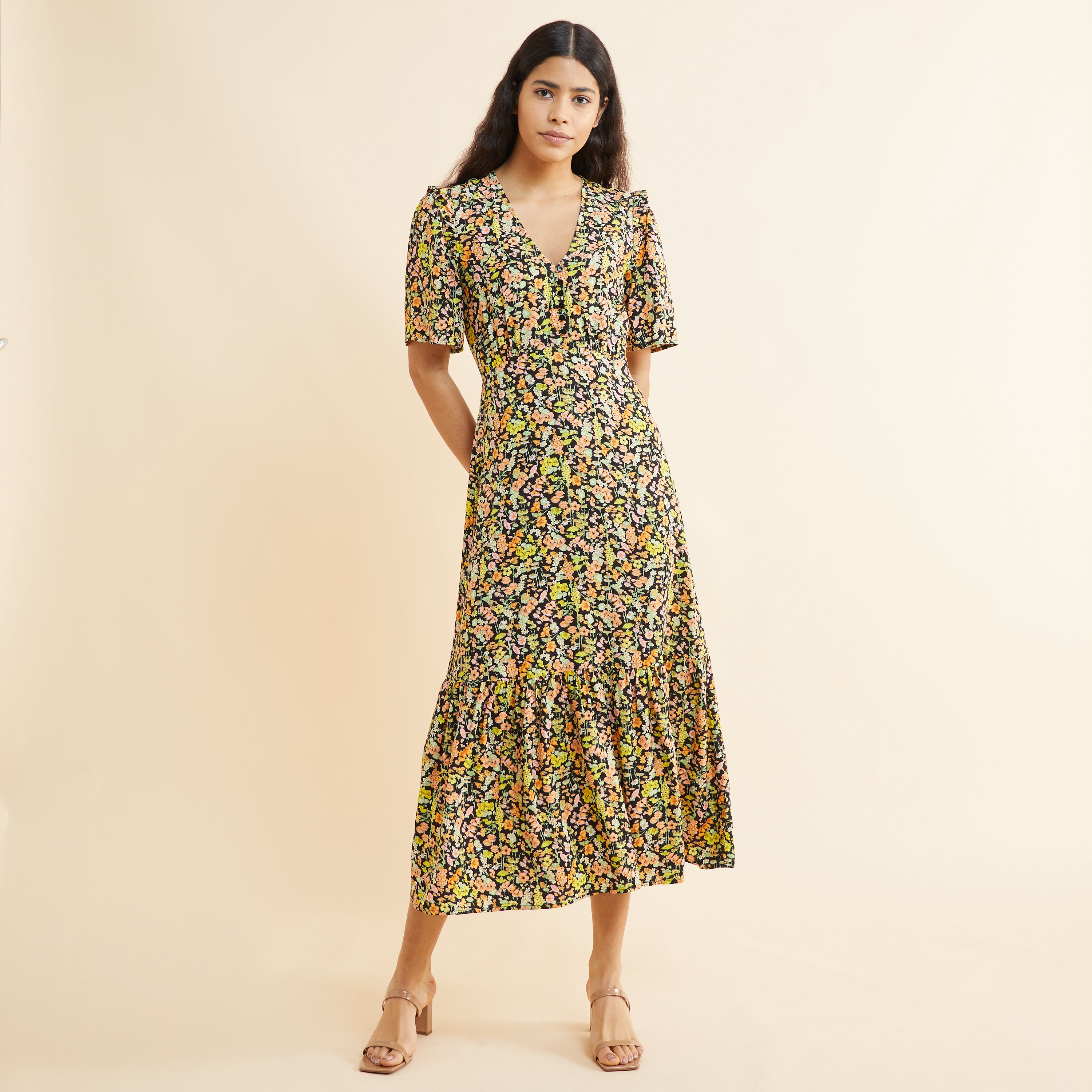 Floral midi 2024 dress uk